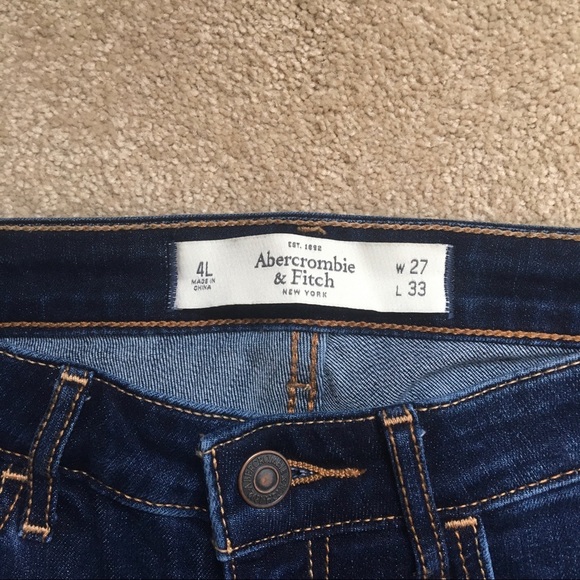 Abercrombie & Fitch Skinny Jeans - Picture 3 of 3